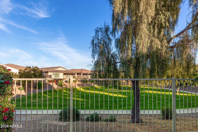 exterior space featuring a lawn