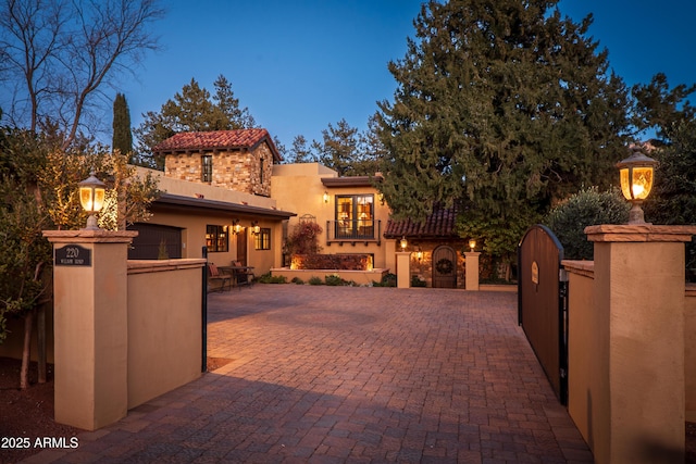 view of mediterranean / spanish-style home