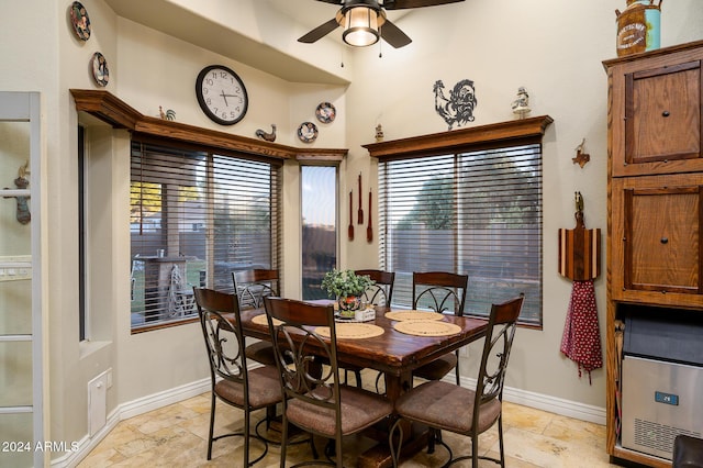 dining room with ceiling fan