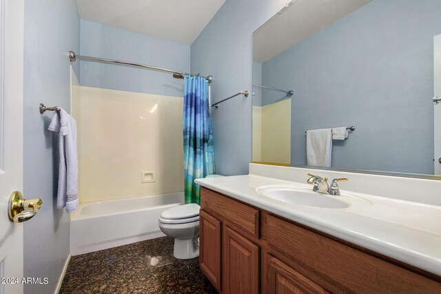 2977 E County Down Dr, Chandler, AZ 85249 - full bath featuring shower / bath combo with shower curtain, vanity, and toilet