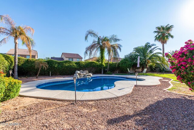 2977 E County Down Dr, Chandler, AZ 85249 - view of pool featuring a fenced in pool and fence
