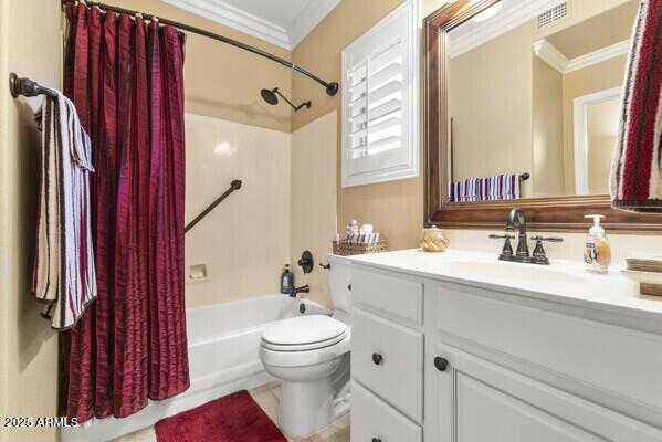 full bathroom featuring shower / bathtub combination with curtain, vanity, crown molding, and toilet