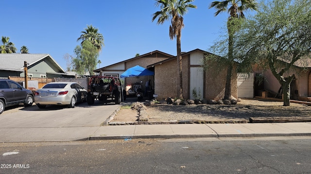 604 W Emelita Ave, Mesa, AZ 85210 - view of front of property featuring concrete driveway