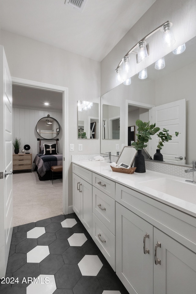 bathroom with vanity