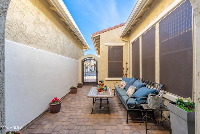 view of patio with outdoor lounge area