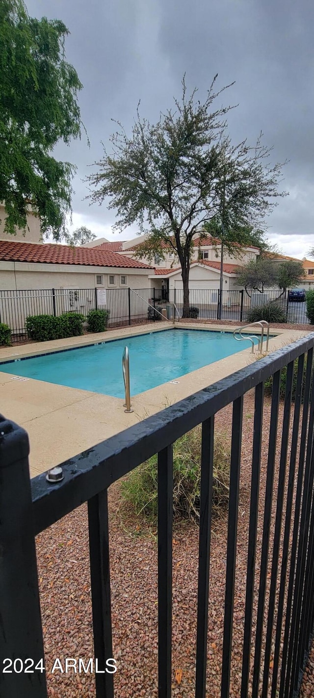 16021 N 30th St Unit 113, Phoenix, AZ 85032 - view of community pool