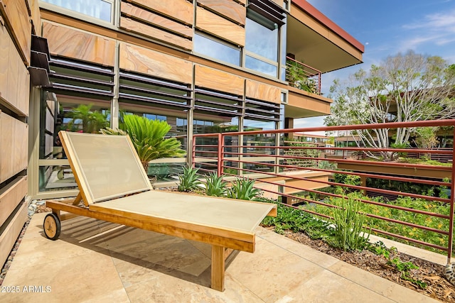 7141 E Rancho Vista Dr Unit 6007, Scottsdale, AZ 85251 - view of patio / terrace featuring an exterior structure
