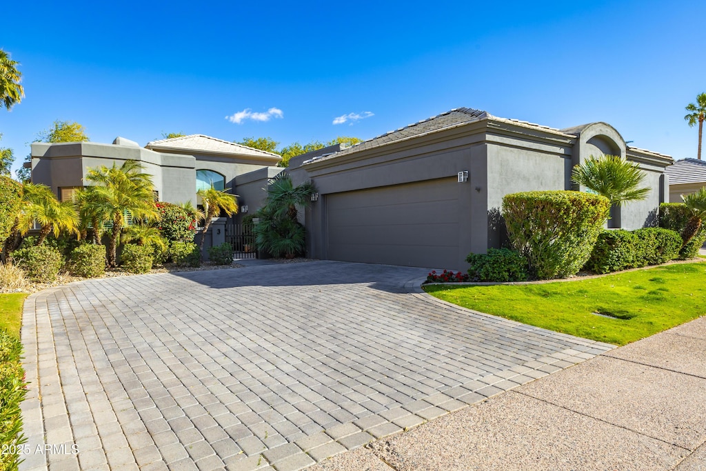 view of front of house featuring a garage