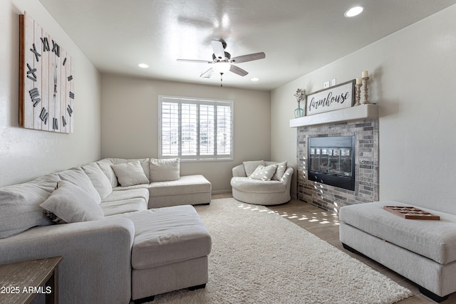 living room featuring ceiling fan