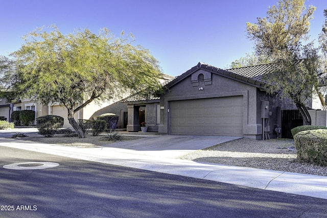 view of front facade featuring a garage