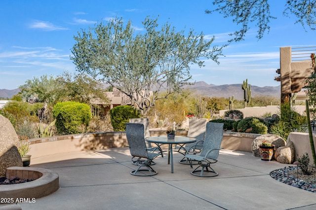 view of patio with a mountain view