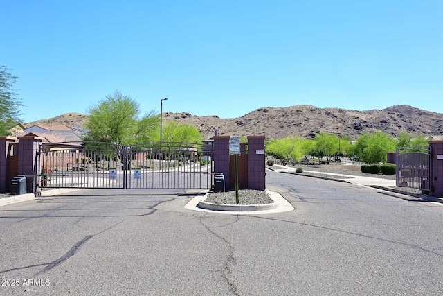 7712 S 37th Way, Phoenix, AZ 85042 - gate with a mountain view