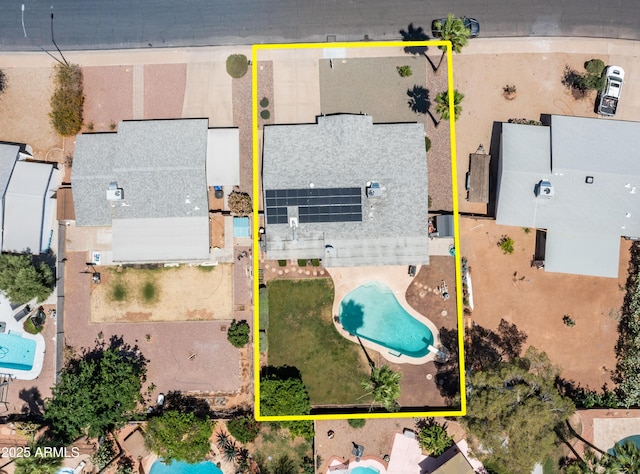 2139 W Obispo Ave, Mesa, AZ 85202 - aerial overview of property's location featuring a pool area and property parcel outlined