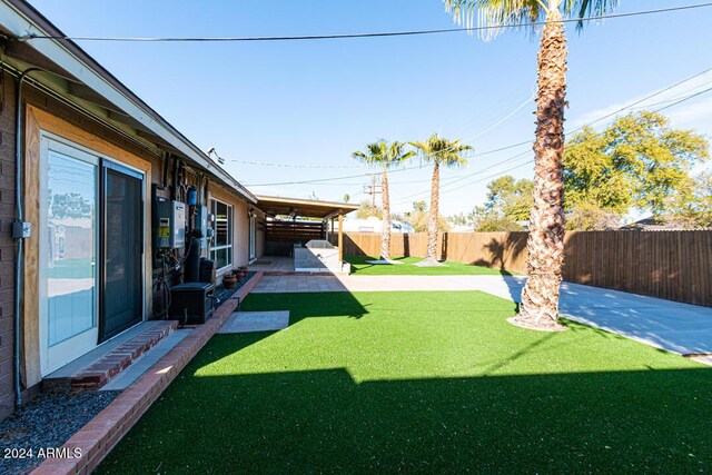 view of yard with a patio