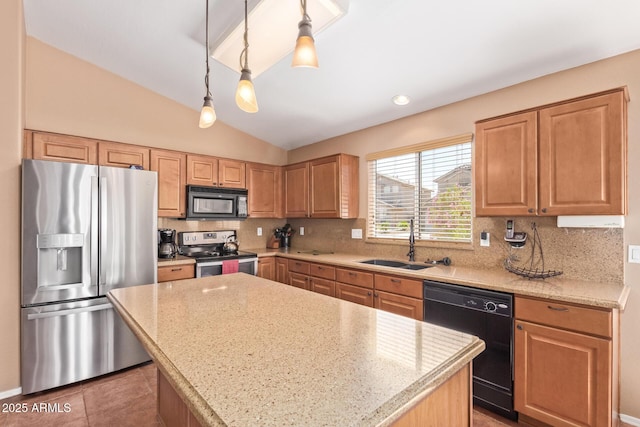 kitchen with tasteful backsplash, black appliances, a kitchen island, and a sink