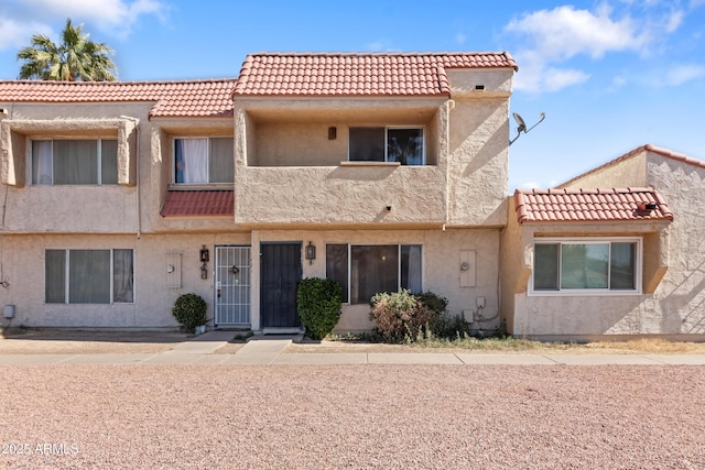 6345 N 49th Ave, Glendale, AZ 85301 - view of front of property with a tiled roof and stucco siding