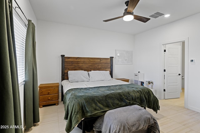 bedroom with ceiling fan