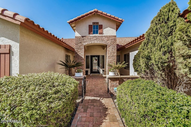 view of entrance to property