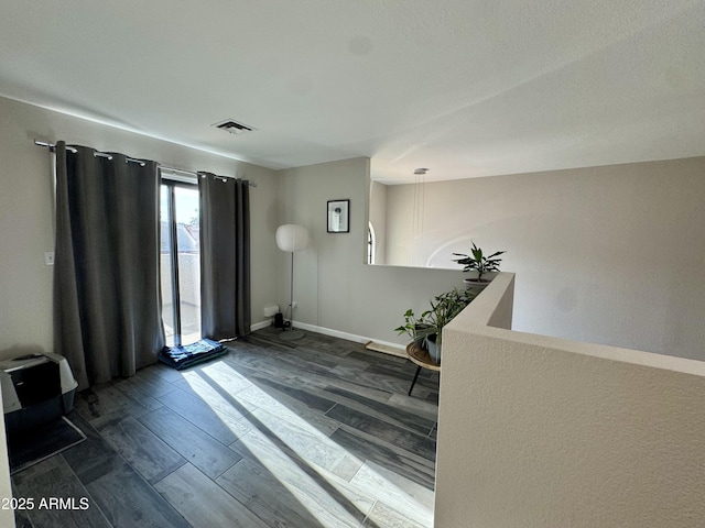 1060 E Louis Way, Tempe, AZ 85284 - entrance foyer featuring baseboards
