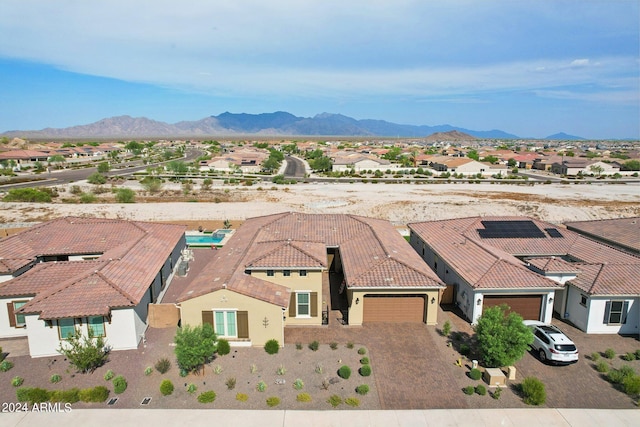 bird's eye view featuring a mountain view