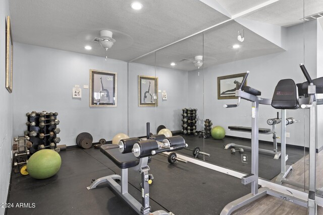 2025 E Campbell Ave Unit 260, Phoenix, AZ 85016 - workout room with a textured ceiling, visible vents, recessed lighting, and a ceiling fan