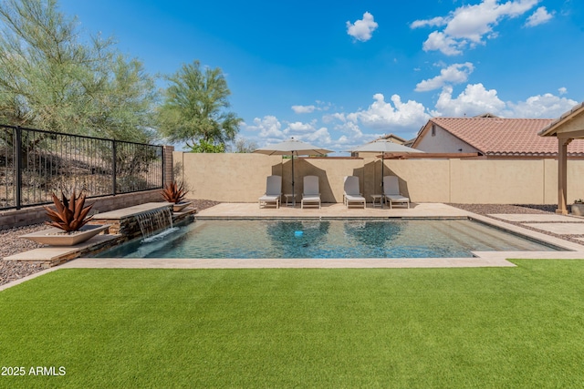 12712 W Milton Dr, Peoria, AZ 85383 - view of pool featuring a patio