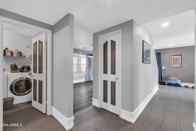 10847 E Forge Cir, Mesa, AZ 85208 - laundry room featuring baseboards, wood finished floors, and recessed lighting