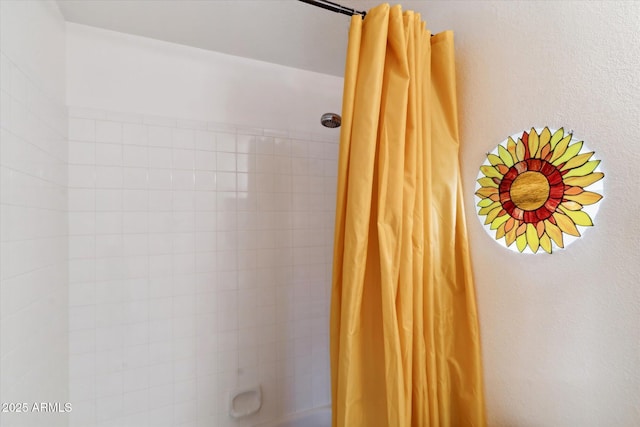 full bath featuring shower / tub combo