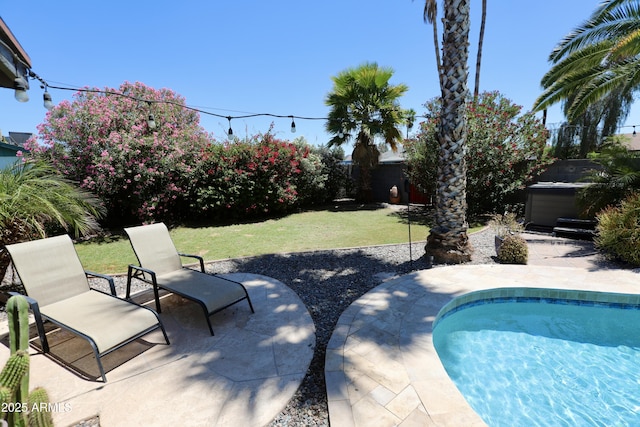 711 W El Alba Way, Chandler, AZ 85225 - swimming pool featuring a patio area and a hot tub