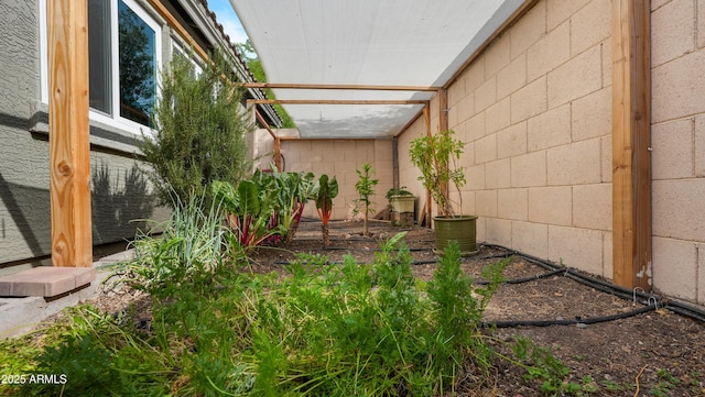 4073 E Stable Ct, Gilbert, AZ 85297 - view of yard with central AC unit