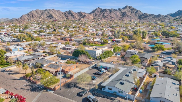 bird's eye view with a mountain view