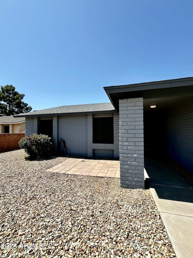 garage with fence