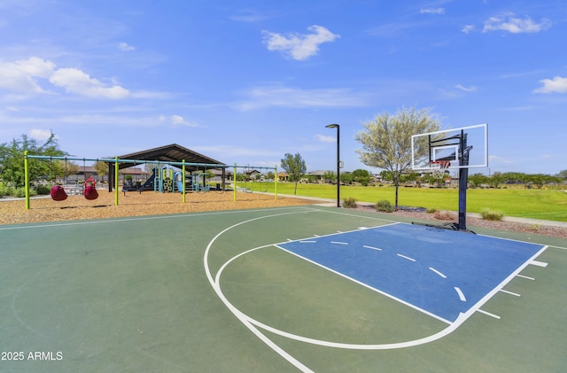 17626 W Paraiso Dr, Surprise, AZ 85387 - view of sport court with community basketball court