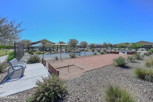 17626 W Paraiso Dr, Surprise, AZ 85387 - view of home's community with a tennis court