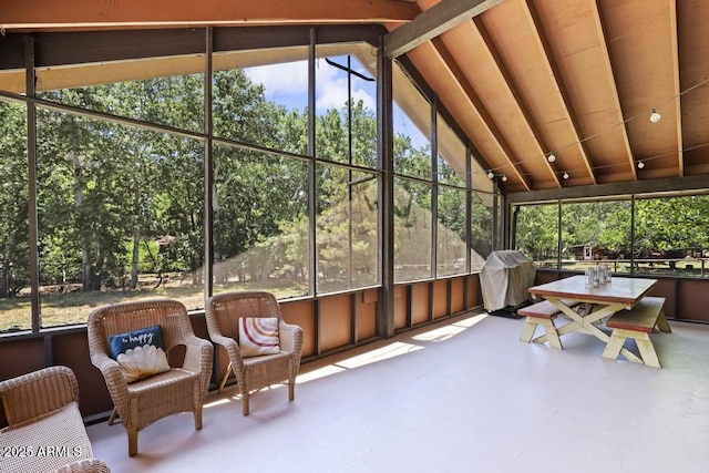 2137 N Flowing Springs Rd, Payson, AZ 85541 - sunroom / solarium featuring vaulted ceiling, view of wooded area, and plenty of natural light