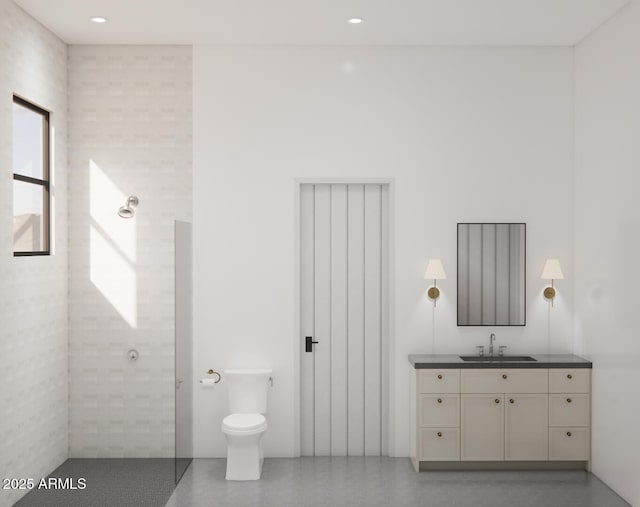 33962 N Cole Ranch Rd, Queen Creek, AZ 85144 - bathroom with vanity, a tile shower, and toilet