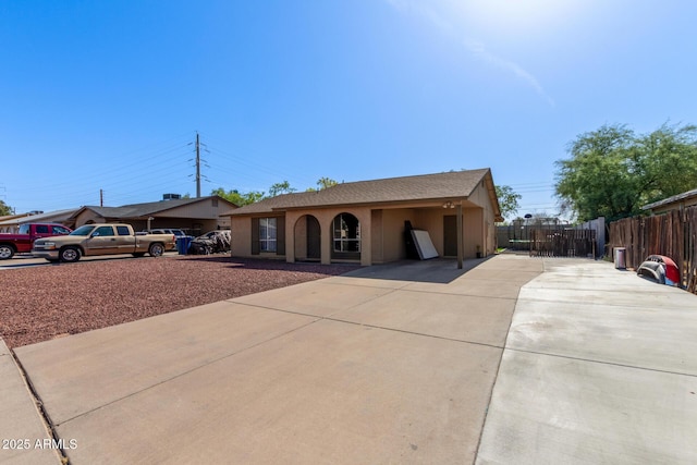 4624 S Fair Ln, Tempe, AZ 85282 - ranch-style home featuring concrete driveway and stucco siding