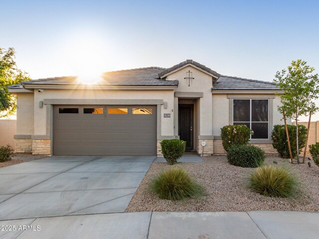 view of front of house with a garage