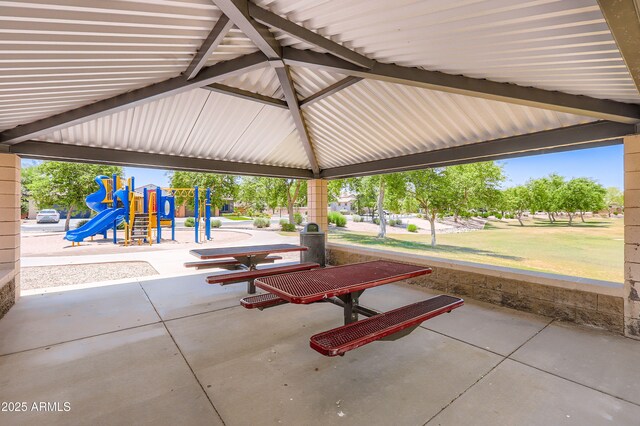 7665 W Fetlock Trl, Peoria, AZ 85383 - view of community