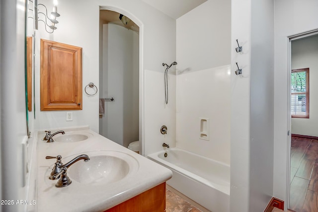 1925 W Tanya Trl, Phoenix, AZ 85086 - full bath with double vanity and shower / washtub combination