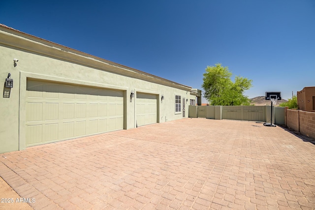1925 W Tanya Trl, Phoenix, AZ 85086 - garage with decorative driveway
