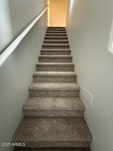 15655 N 29th St, Phoenix, AZ 85032 - view of stairway