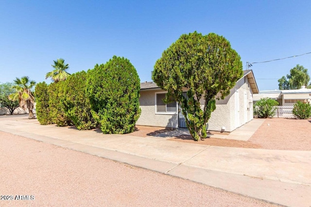 143 S Mountain Rd, Apache Junction, AZ 85120 - obstructed view of property with stucco siding