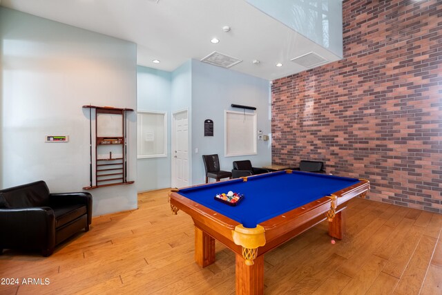 exercise room featuring ornamental molding