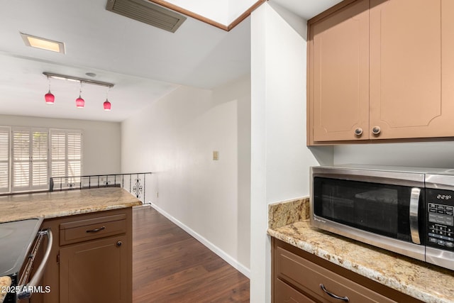 5208 S Deborah Dr, Tempe, AZ 85283 - kitchen featuring stainless steel microwave, visible vents, dark wood-style floors, electric range oven, and baseboards