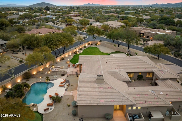 view of aerial view at dusk