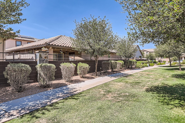 128 E Bluejay Dr, Chandler, AZ 85286 - view of grassy yard featuring a residential view