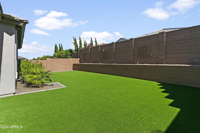 7180 W Tombstone Trl, Peoria, AZ 85383 - view of yard