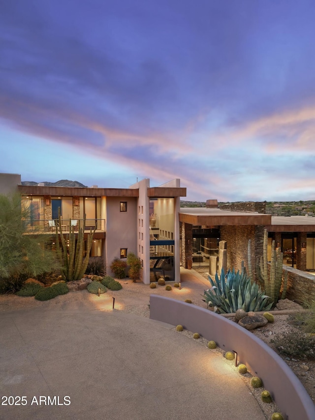 39602 N Charles Blair Macdonald Rd, Scottsdale, AZ 85262 - view of property at dusk