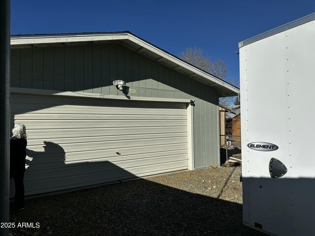 13638 S Sage Brush Dr, Mayer, AZ 86333 - view of garage